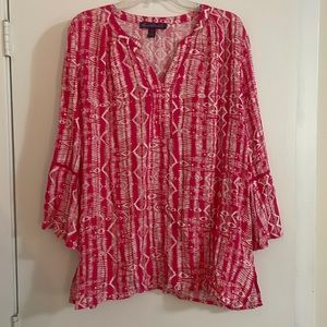 Pink and white 3/4 length size xl top